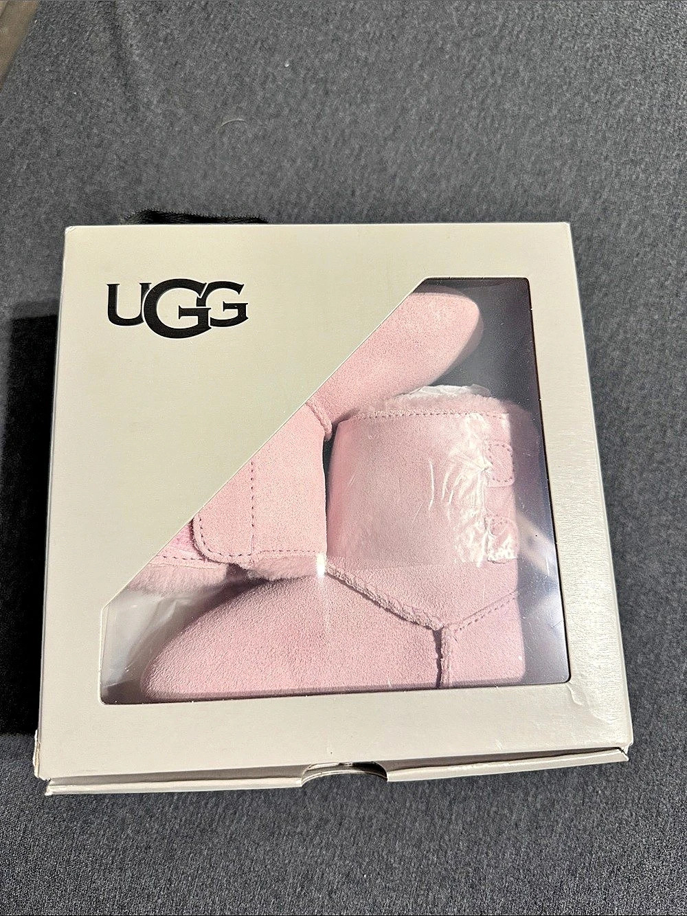 UGG Baby Bailey Bow Baby Pink Boots Baby 4/5 NWT